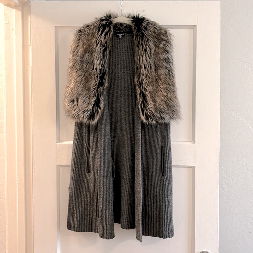 Splendid Long Vest w/ Removable faux fur collar